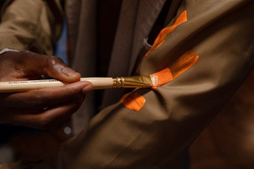 有关刷子, 夾克, 手 人类的手的免费素材图片