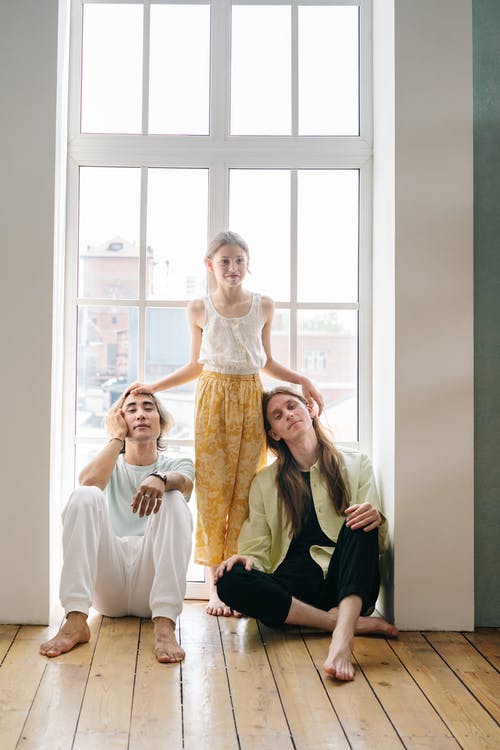 有关人, 兒童, 坐的免费素材图片