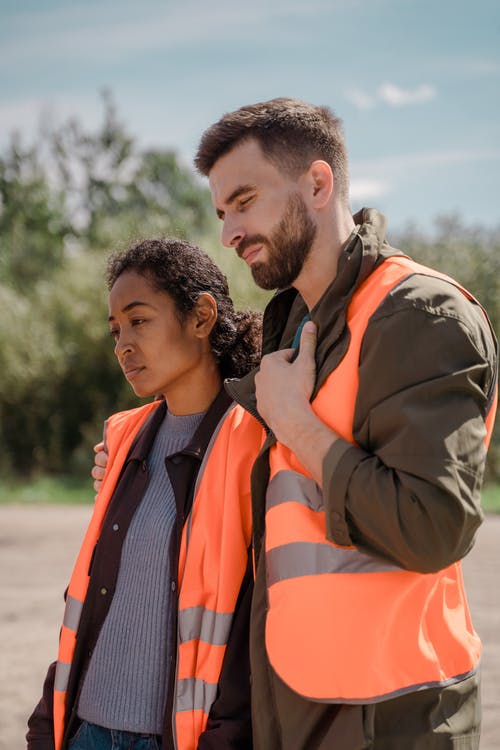有关人, 伸出援助之手, 合作的免费素材图片