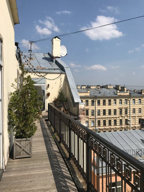 有关@户外, 从阳台上看, 垂直拍摄的免费素材图片