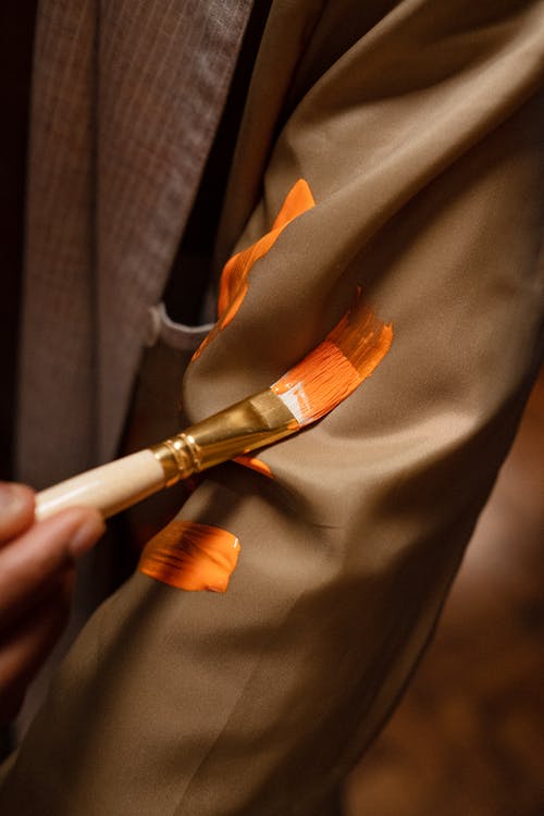 有关刷子, 夾克, 手 人类的手的免费素材图片