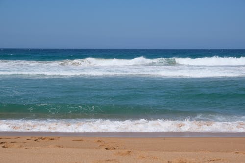 有关地平線, 岸邊, 水體的免费素材图片