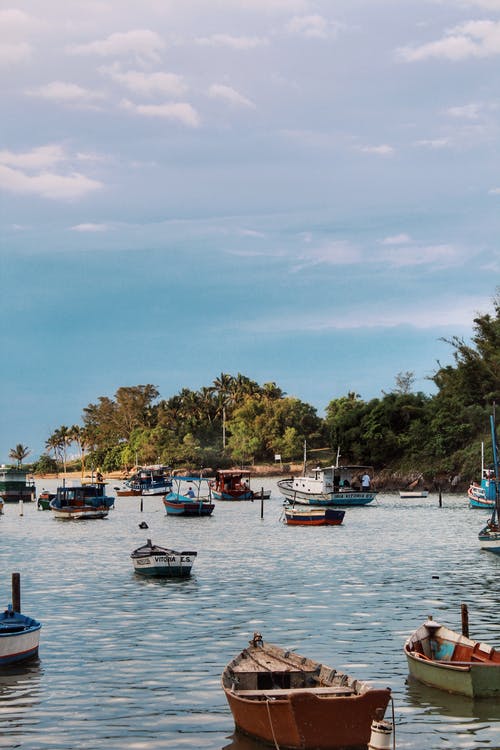 有关停泊, 垂直拍摄, 島的免费素材图片