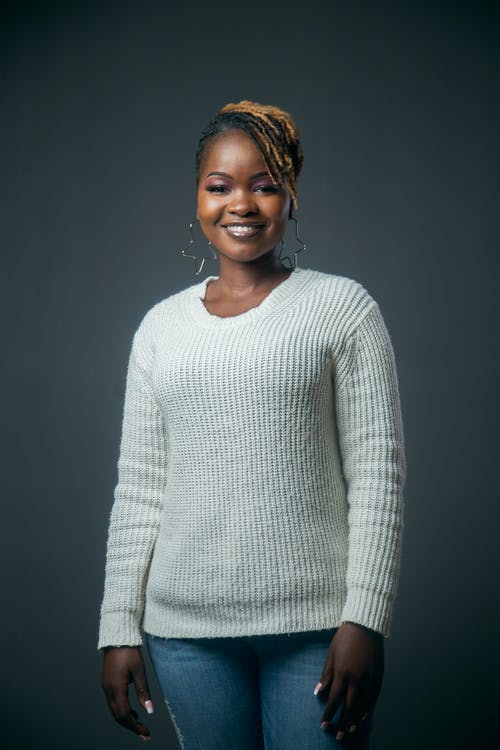 有关垂直拍摄, 女人, 工作室拍摄的免费素材图片