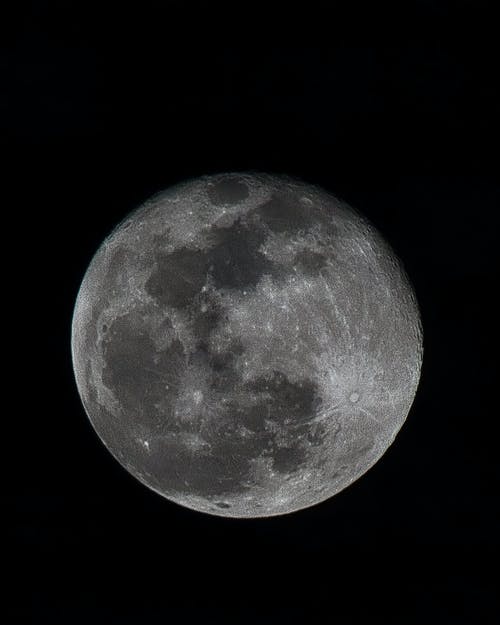 有关垂直拍摄, 月亮, 月圓的免费素材图片