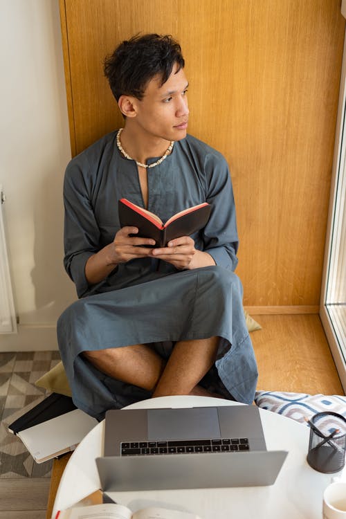 有关人, 倚, 坐的免费素材图片