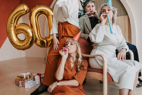 有关60岁以上的女性, 60岁后的生活, 幸福的免费素材图片