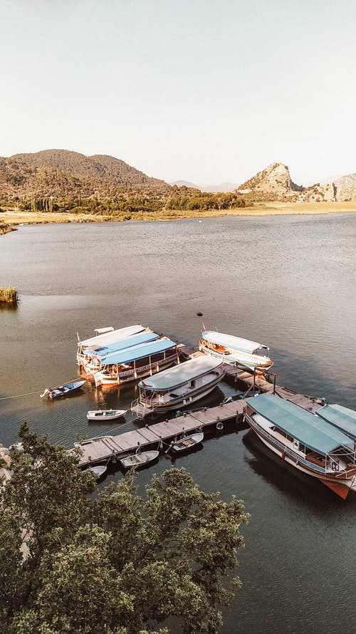 有关交通系統, 垂直拍摄, 戶外的免费素材图片