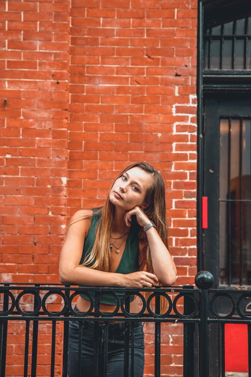 有关倚, 垂直拍摄, 夏天的免费素材图片