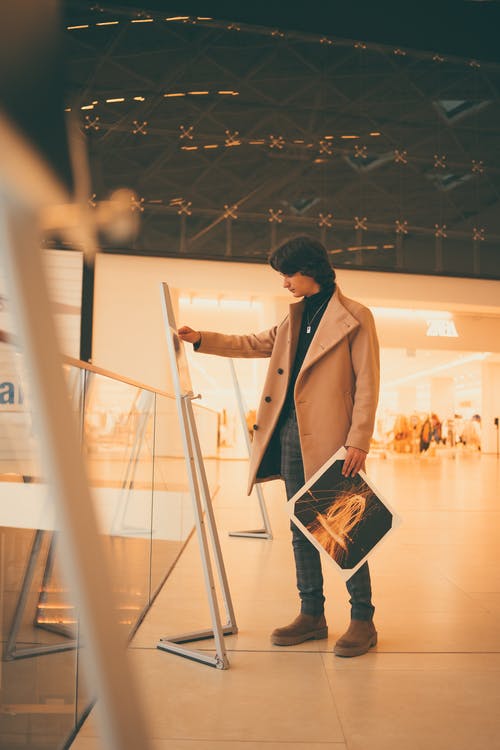 有关人, 側面圖, 博物館的免费素材图片