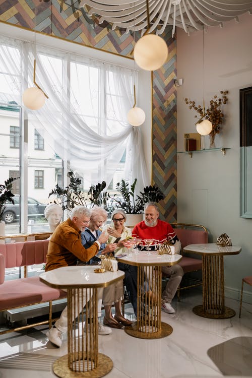 有关一起, 中景, 微笑的免费素材图片