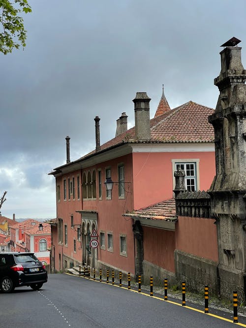 有关垂直拍摄, 小城, 建造的免费素材图片