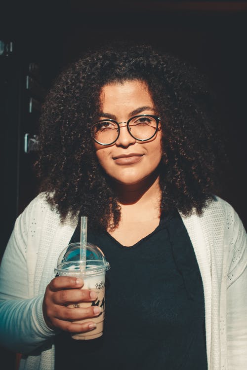 有关一次性杯子, 喝, 垂直拍摄的免费素材图片