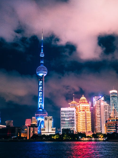 有关垂直拍摄, 城市的燈光, 塔的免费素材图片