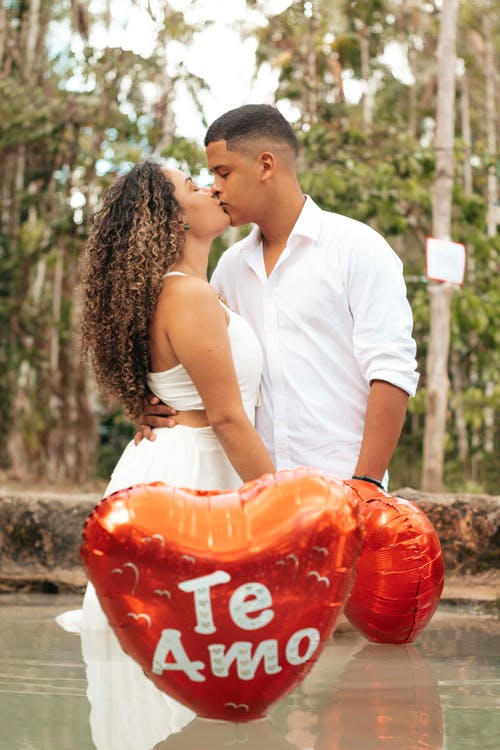 有关一對, 人, 側面圖的免费素材图片