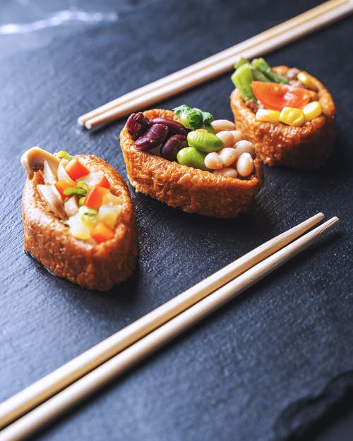 有关垂直拍摄, 壽司, 日本料理的免费素材图片