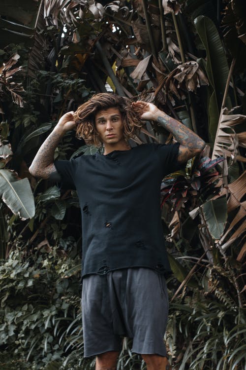 有关举起手来, 人, 刺青的免费素材图片