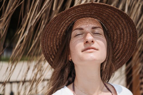 有关太阳帽, 女人, 纵向的免费素材图片
