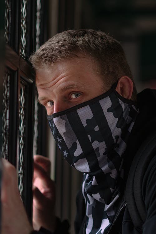 有关人, 印刷的, 垂直拍摄的免费素材图片