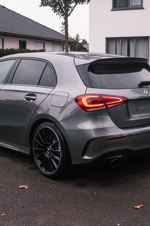 有关垂直拍摄, 尾燈, 車輛的免费素材图片