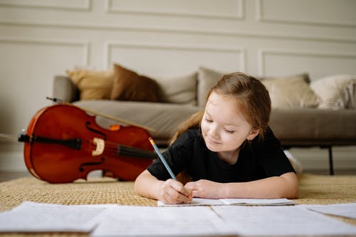 有关兒童, 大提琴, 女孩的免费素材图片