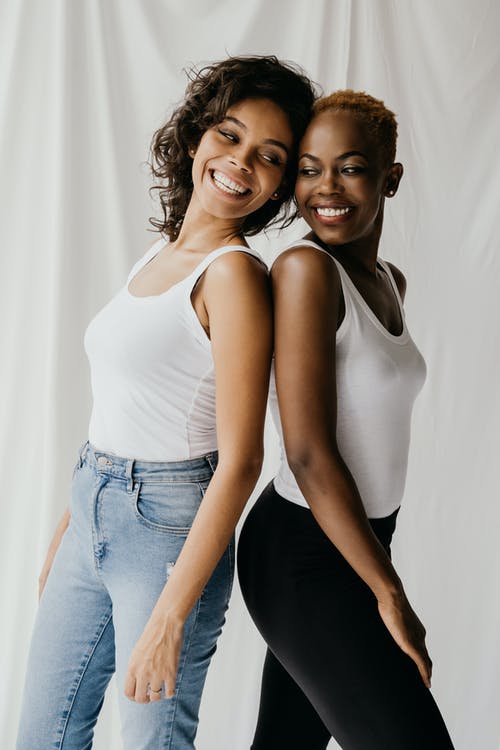 有关垂直拍摄, 女性, 年輕的免费素材图片