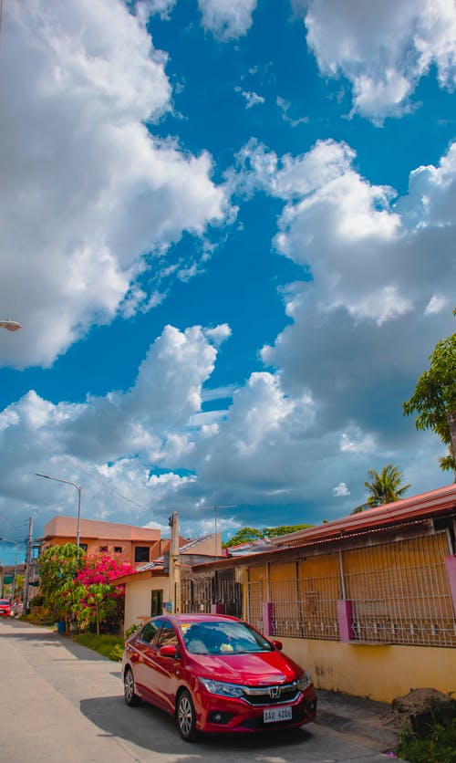 有关停, 四門轎車, 垂直拍摄的免费素材图片