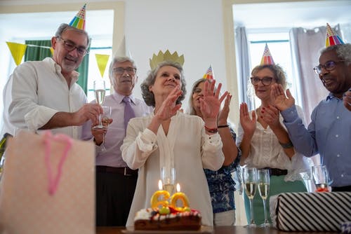 有关慶祝, 生日, 老人的免费素材图片