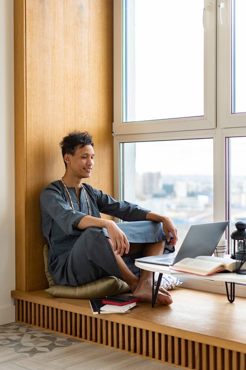 有关人, 倚, 坐的免费素材图片