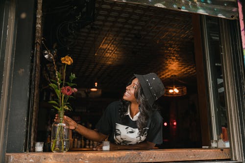 有关t恤, 倚, 女人的免费素材图片