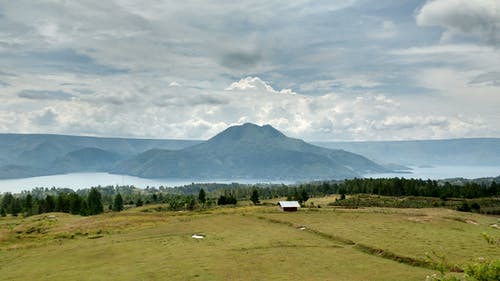 有关山, 景觀, 牧場的免费素材图片