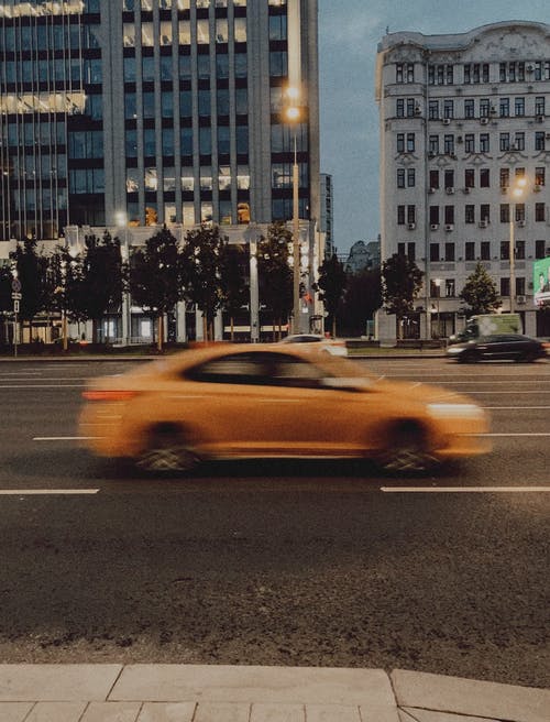 有关垂直拍摄, 經過, 路的免费素材图片