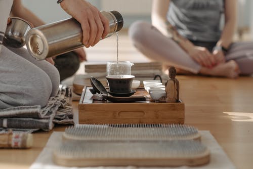 有关不锈钢壶, 傾注, 冥想的免费素材图片