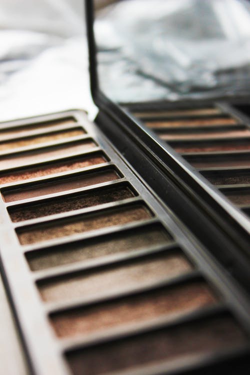 有关化妆品, 化妝, 反射的免费素材图片