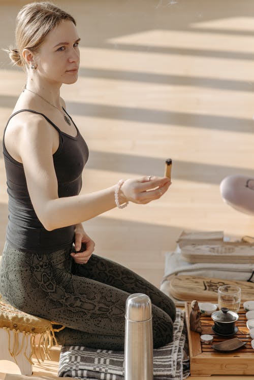 有关不锈钢壶, 冥想, 冥想和放松的免费素材图片