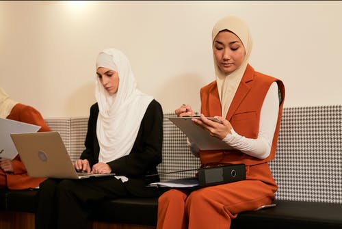 有关hijabi, 女性, 工作的的免费素材图片