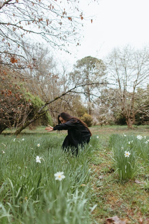 有关传统舞蹈, 單色, 夢想的的免费素材图片