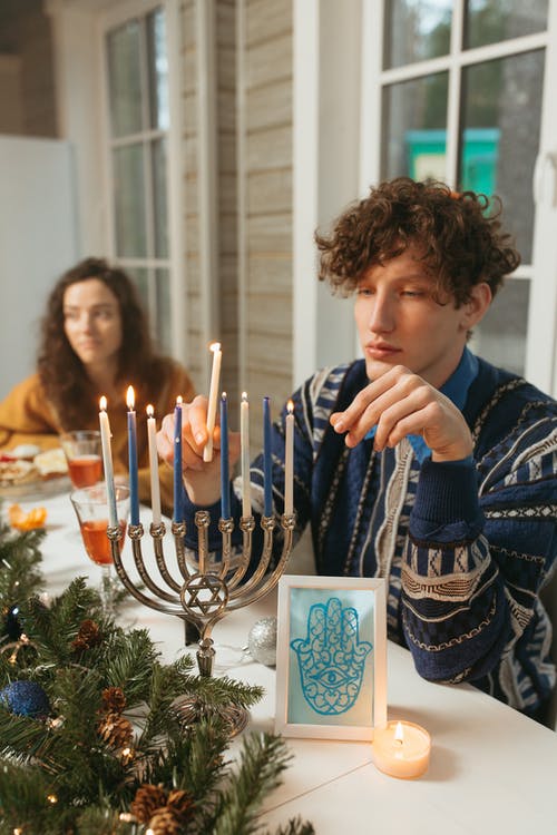 有关hanukkiah, 人, 假日的免费素材图片