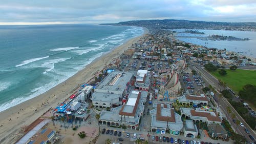 无人机拍摄的海滩航拍画面 · 免费素材视频