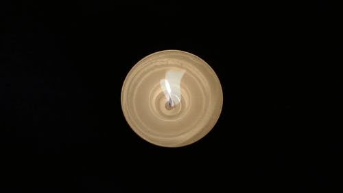 蜡烛火焰垂死 · 免费素材视频
