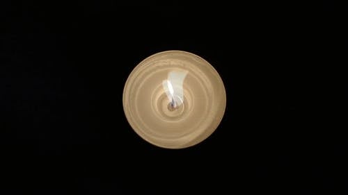 蜡烛火焰垂死 · 免费素材视频