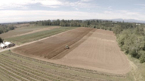 无人机拍摄的农场 · 免费素材视频