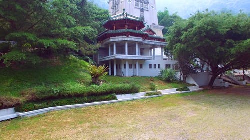 山上的古建筑 · 免费素材视频
