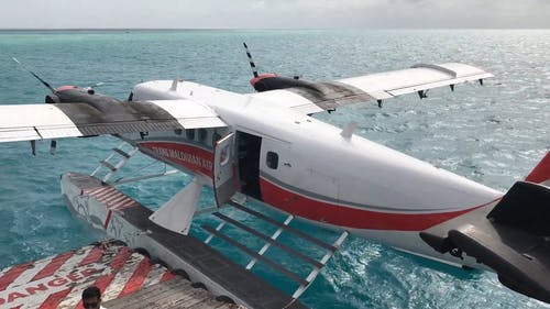 水上浮式飞机 · 免费素材视频