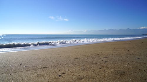 美丽的海滩，地平线的景色 · 免费素材视频