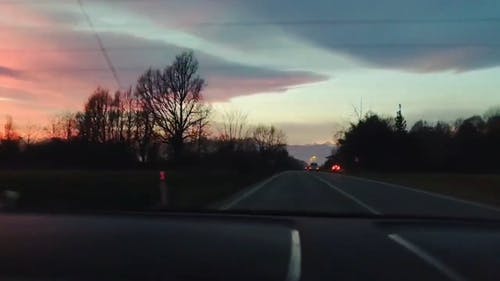 高速行驶的车辆 · 免费素材视频
