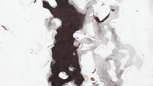 冰冷的河 · 免费素材视频