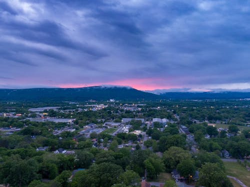 落日景色的景色 · 免费素材视频