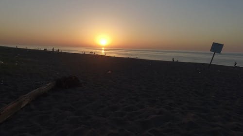 地平线上的日落美景 · 免费素材视频