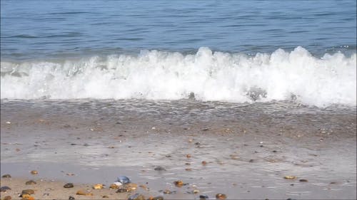 岩石和海岸上的石头 · 免费素材视频